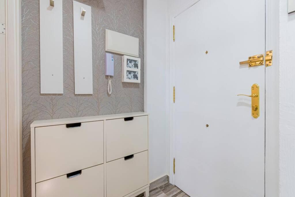 La Perla De Torrevieja Apartment ภายนอก รูปภาพ