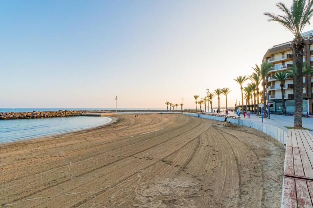 La Perla De Torrevieja Apartment ภายนอก รูปภาพ